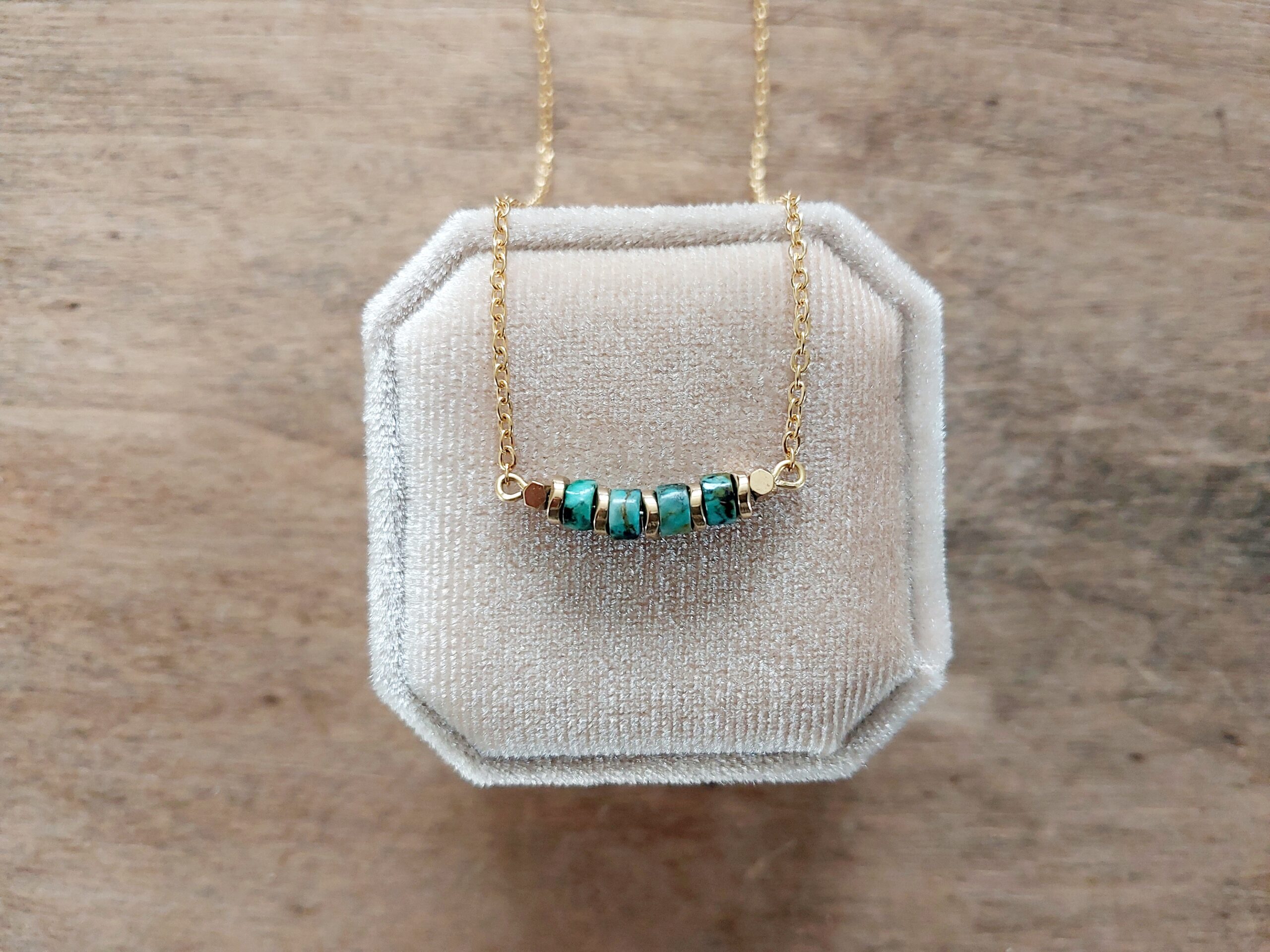 collier-reflets-d-ailleurs